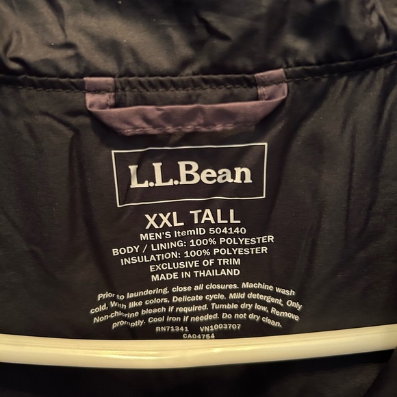 L.L. Bean Black Quilted Jacket - Picture 3 of 3